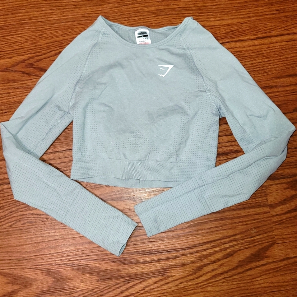 Gymshark crop medium